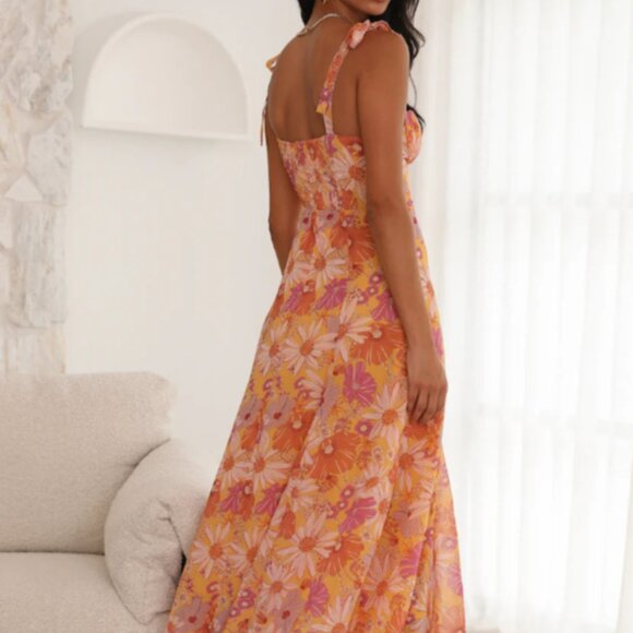 Hello Molly | Divine Smile Midi Dress Orange - Picture 2 of 5